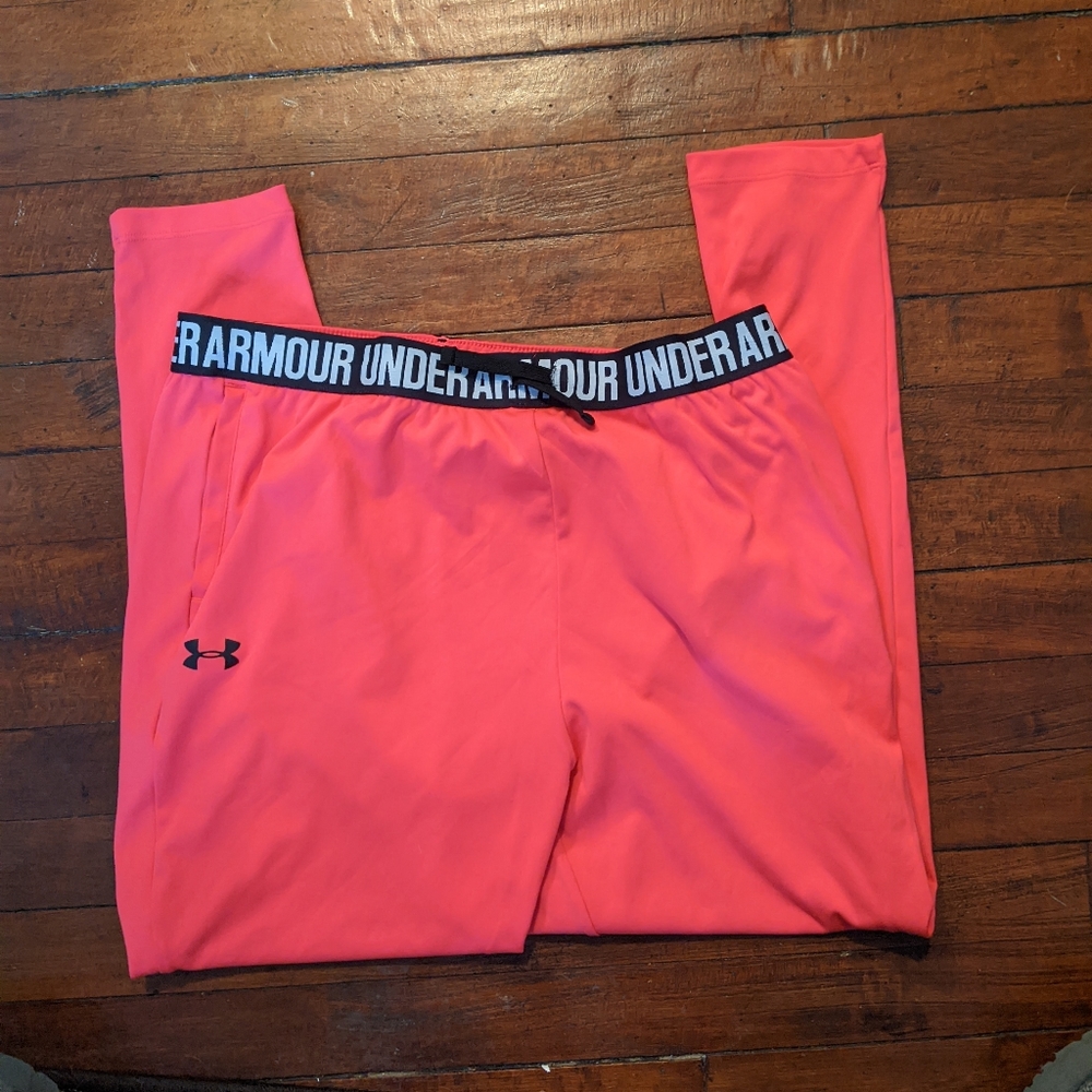 Sz XL under Armour bottoms